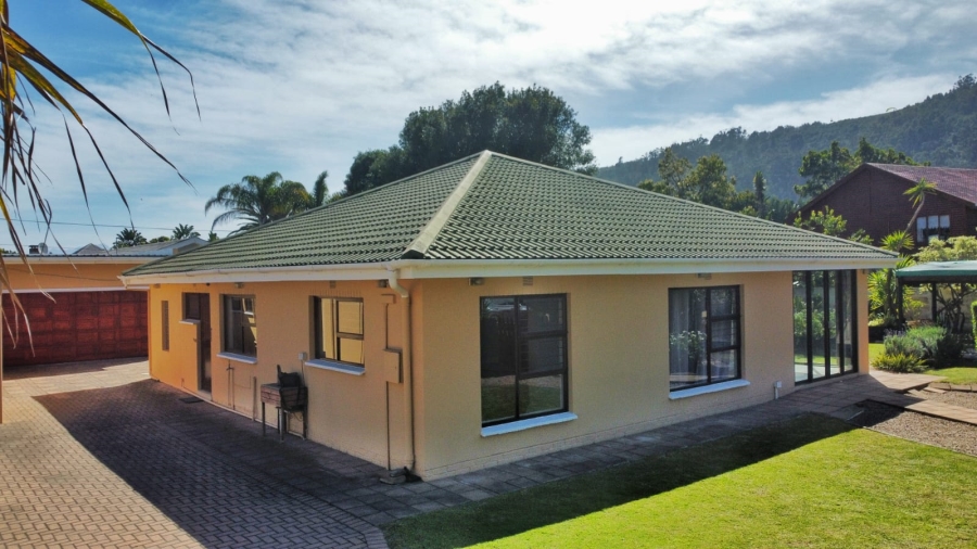 4 Bedroom Property for Sale in The Village Western Cape